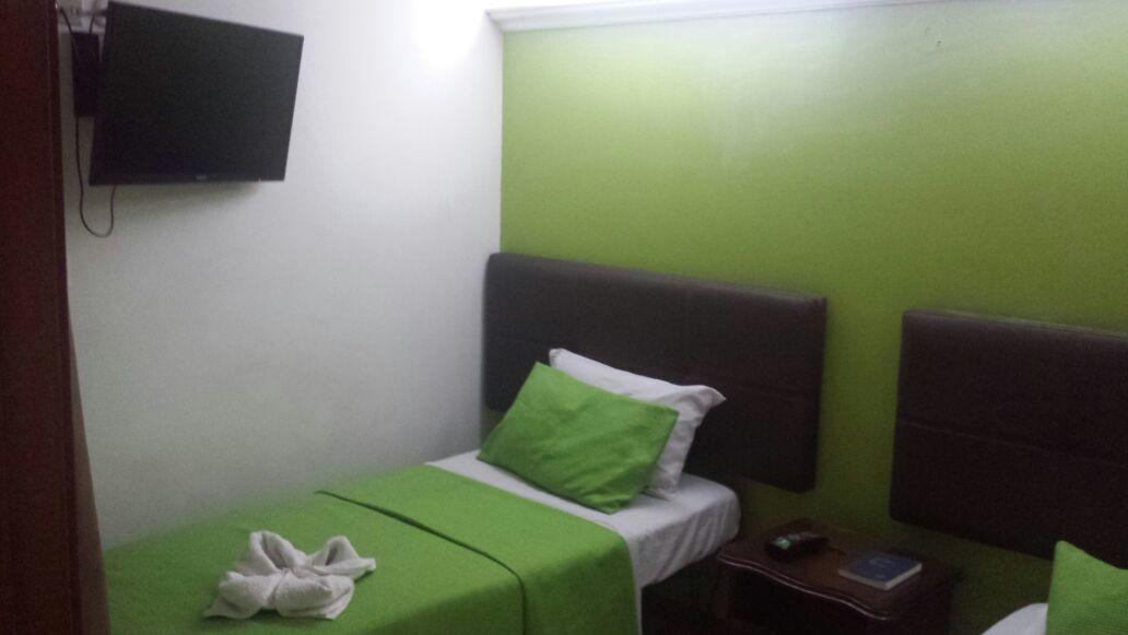 Hotel Las Palmas Fontibon Bogotá Esterno foto