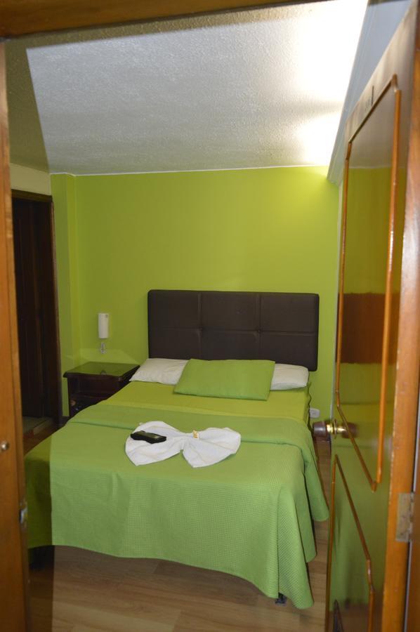 Hotel Las Palmas Fontibon Bogotá Esterno foto